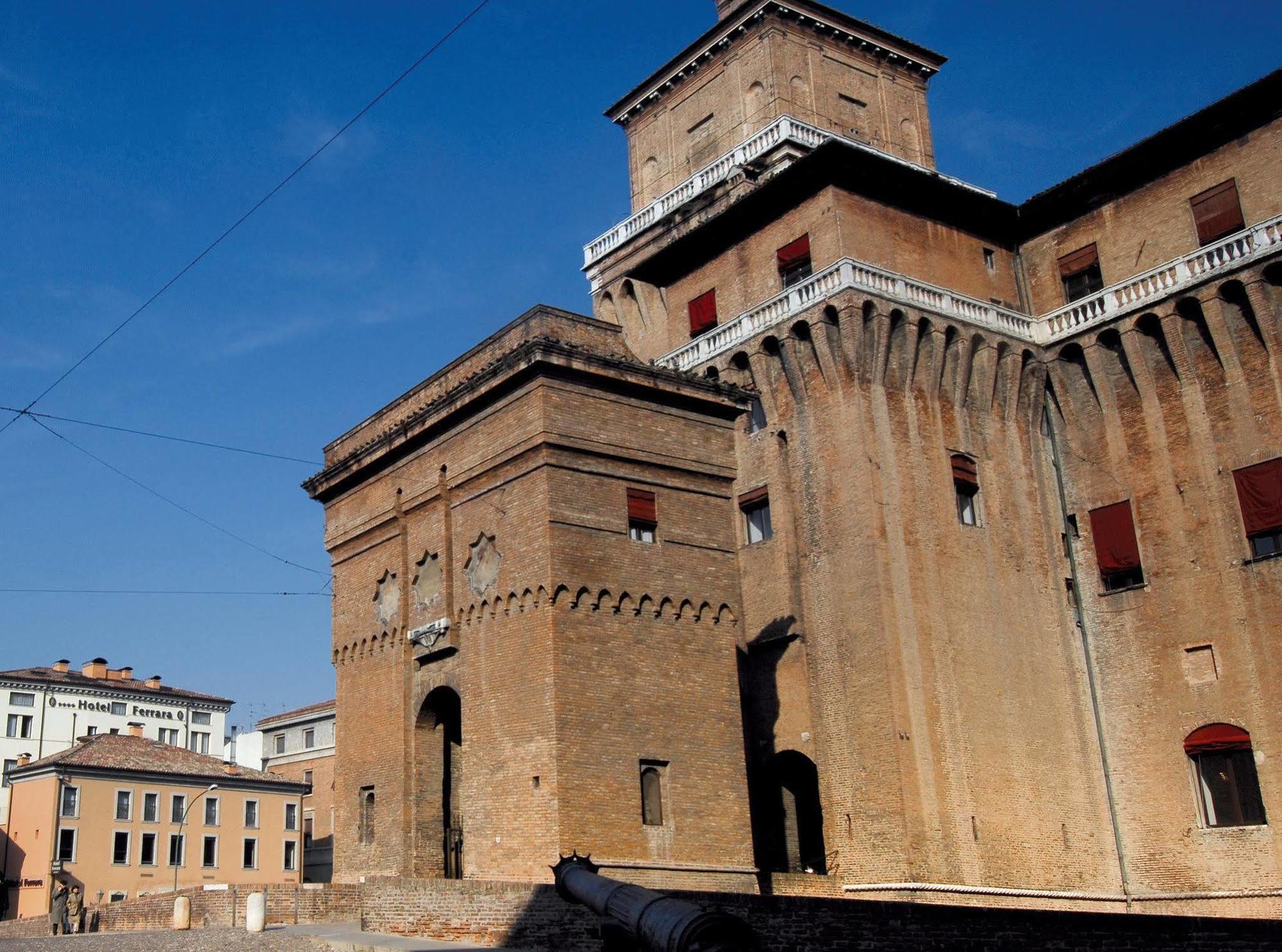 Hotel Ferrara