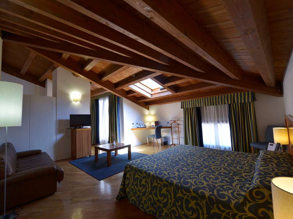 Hotel Ferrara 4* Ferrara